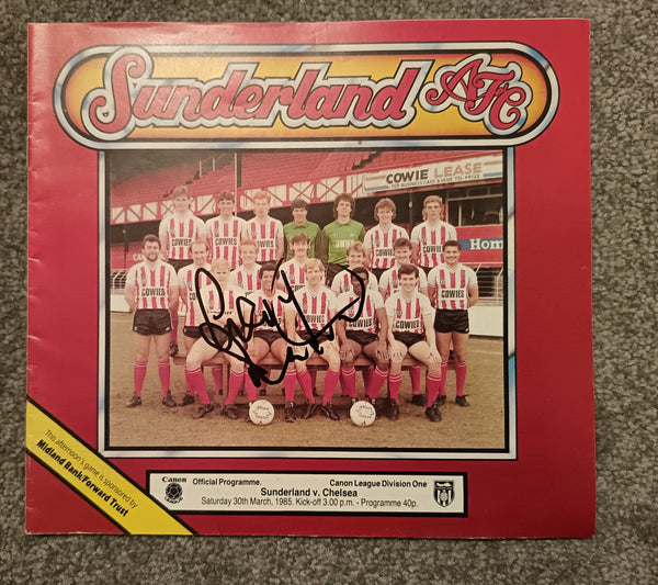 Sunderland v Chelsea 1984/5 Signed Gary Bennett